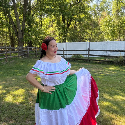 Vestido tradicional mexicano de fiesta para mujer