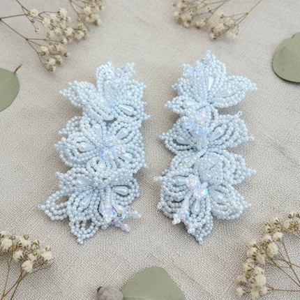 Paire (2) d'épingles à cheveux en perles blanches Tapamoños Tembleques