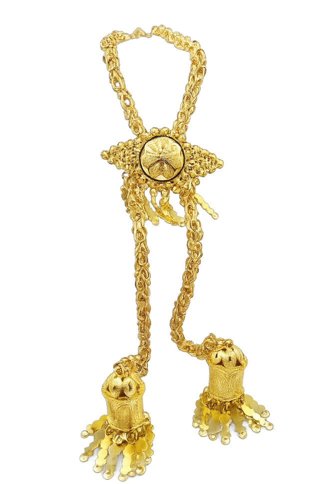 Collar de acero inoxidable con broche de pollera panameña