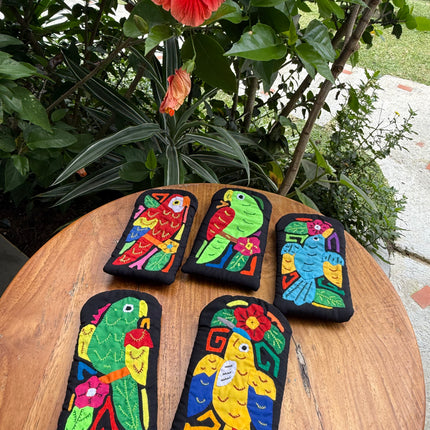 Authentic Handmade Panamanian Mola Glasses Case - VivianFongDesignsLLC