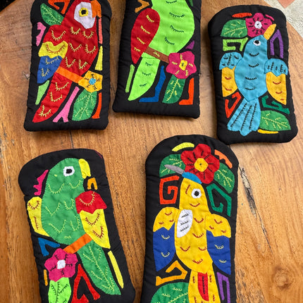 Authentic Handmade Panamanian Mola Glasses Case - VivianFongDesignsLLC