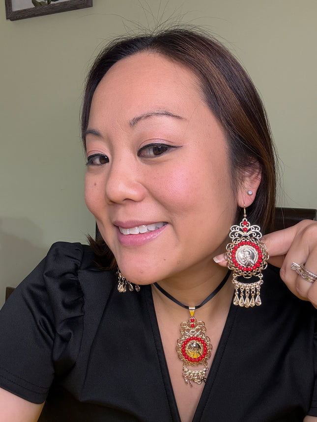 Panamanian Gold Plated Filigree Balboa Choker Set with Red Pearls