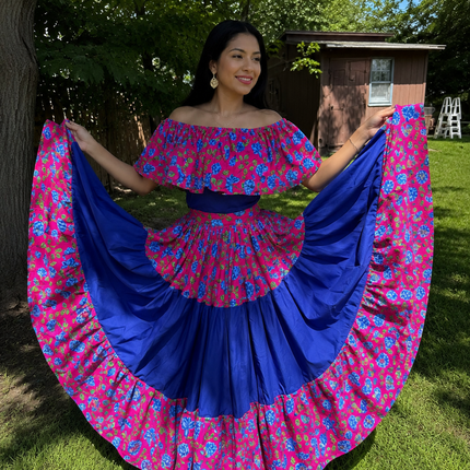 Panamanian Pollera Congo de Metidos Dress
