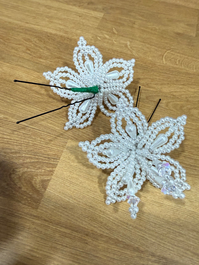 Pair (2) of Tembleque Beaded Flower Pearl Panama Pollera Horquilla Hair