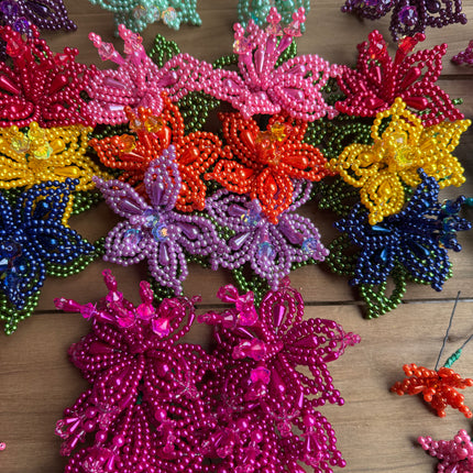Tembleques - Ensemble complet d'épingles à cheveux authentiques colorées en forme de fleur de perles Panama Pollera 0,03 mm rose perle