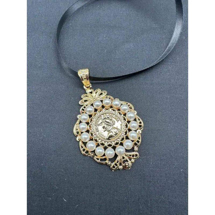 Tapahueso Balboa Charm with Pearls - Elegant Pollera Accessory - VivianFongDesignsLLC